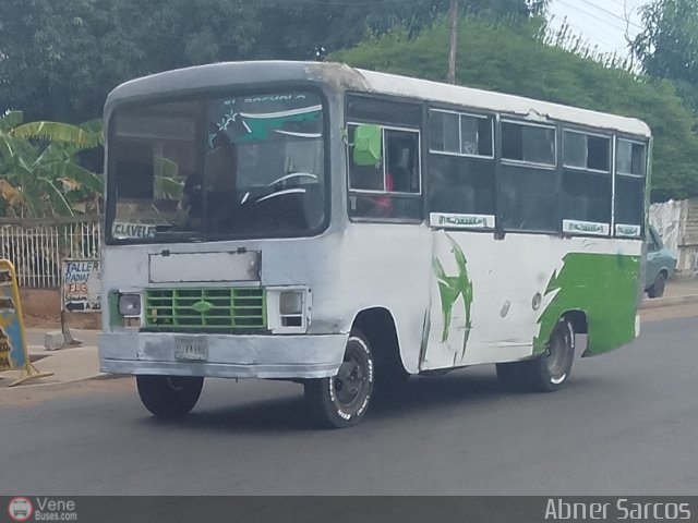 ZU - Los Claveles 59 por Abner Sarcos