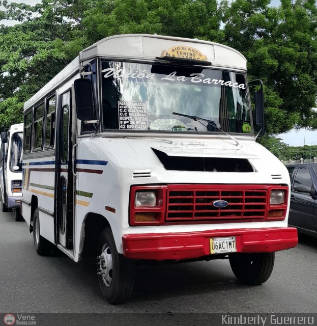 AR - U.C. La Barraca 11 por Kimberly Guerrero