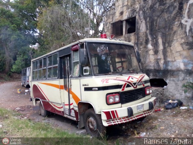 En Chiveras Abandonados Recuperacin 92 por Ramss Zapata