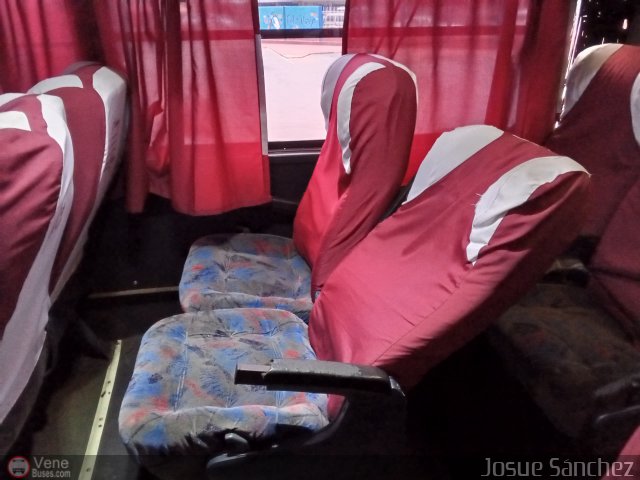 Expresos La Guayanesa 364 por Josue S�nchez