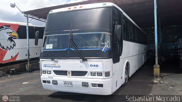 Expresos Horizonte 46 por Sebasti�n Mercado