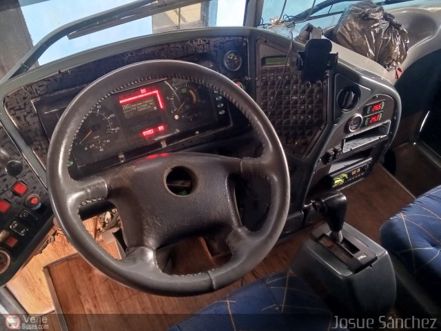 Expresos Occidente 220 por Josue Sánchez