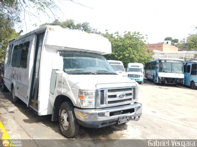 Universitarios y Escolares UMC por Gabriel Vergara