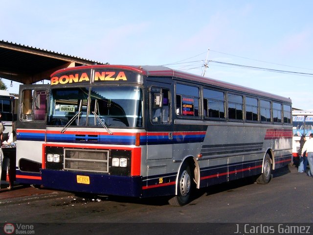 Transporte Bonanza 0025 por J. Carlos Gmez