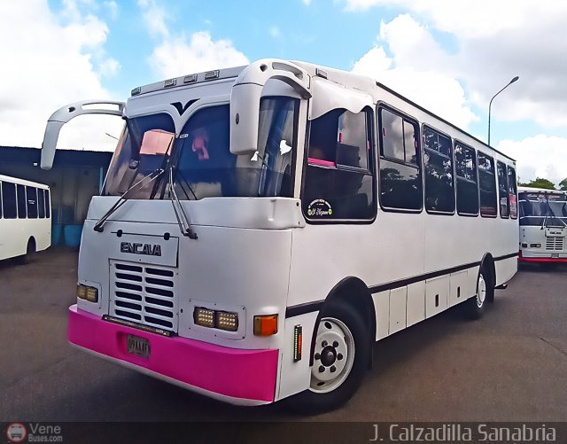 Cooperativa de Transporte El Nazareno 01 por Jos�as Calzadilla