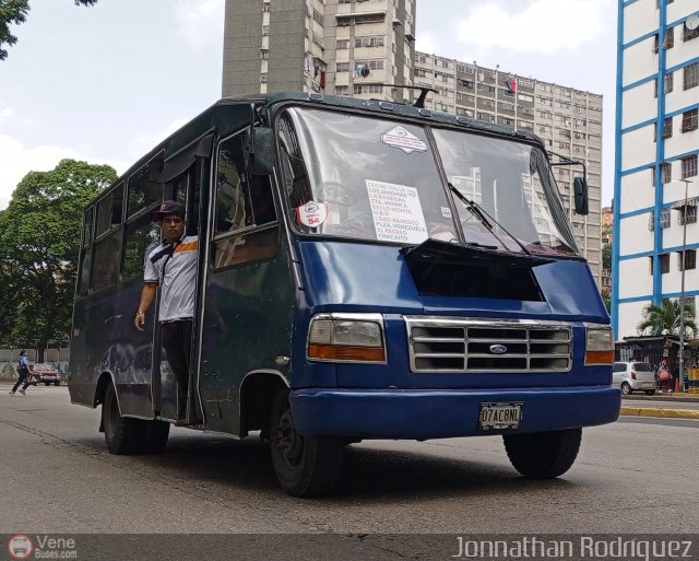 DC - Asoc. de Coop. de Transporte Ciudad Tiuna 054 por Jonnathan Rodrguez