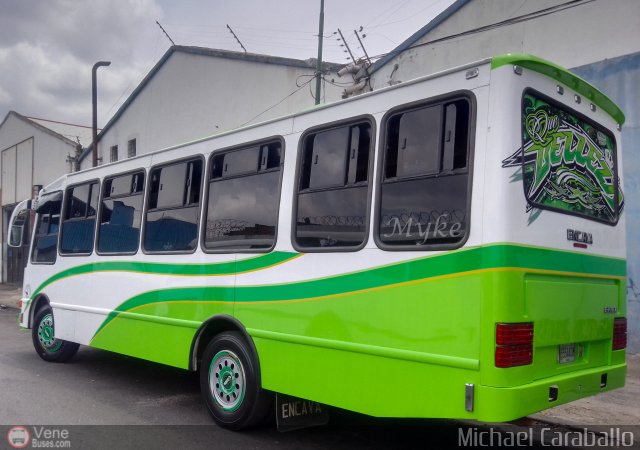 U.C. Caracas - Los Caracas 400 por Michael Caraballo