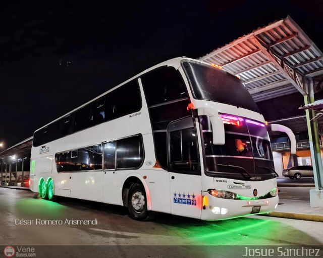 Expresos Del Mar 2136 por Josue S�nchez