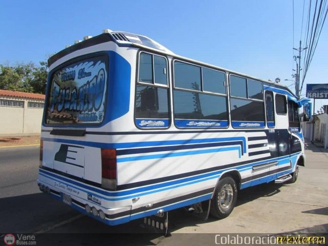 ZU - U.C. Barrio La Polar R15 por ngel Delgado