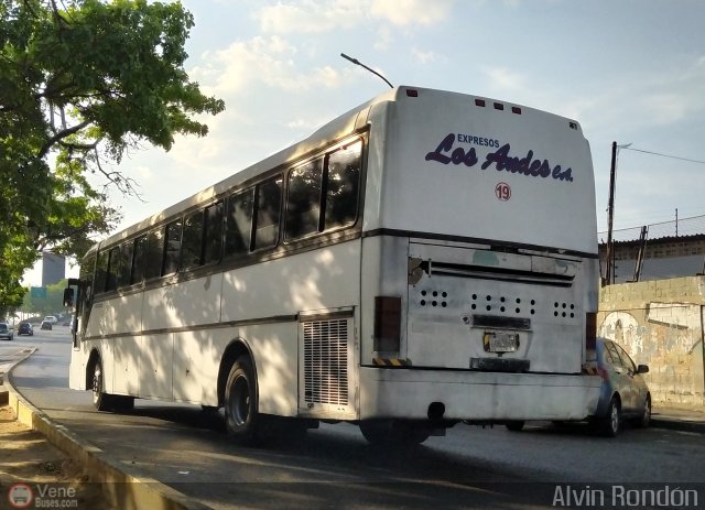 Expresos Los Andes 19 por Alvin Rond�n
