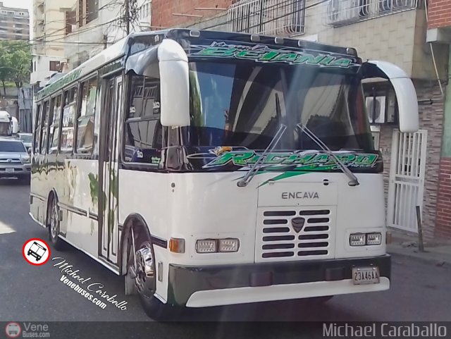 Particular EM04 por Michael Caraballo