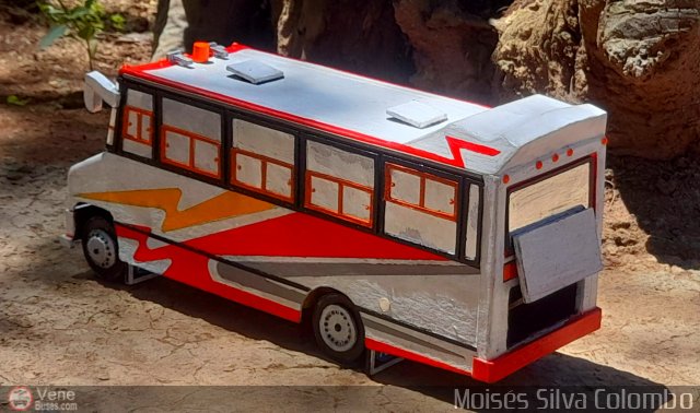 Maquetas y Miniaturas Inbus  por Mois�s Silva Colombo