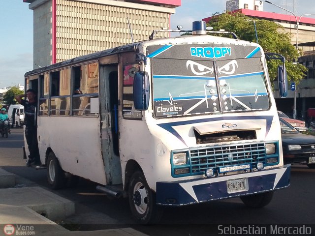 ZU - Los Claveles 94 por Sebastin Mercado