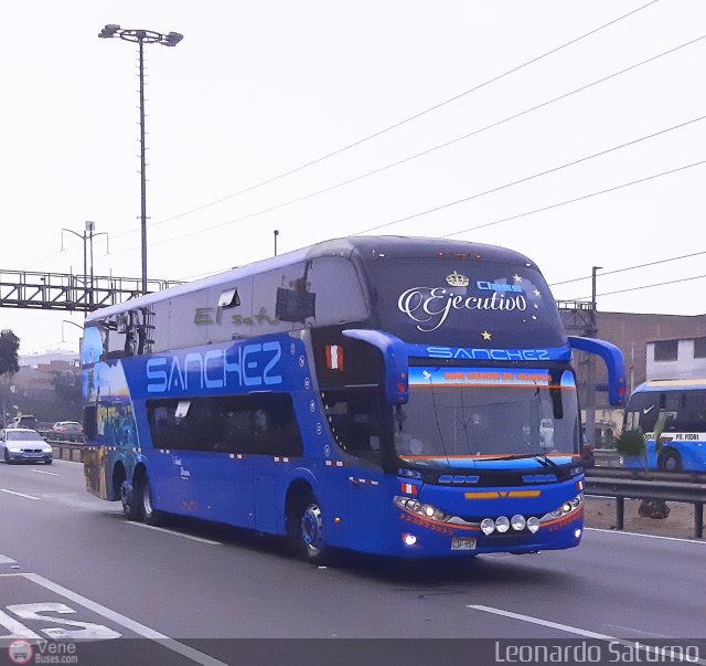 Expreso S�nchez S.R.L 957 por Leonardo Saturno