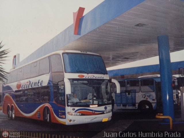 Expresos Occidente 153 por Juan Carlos Humbria