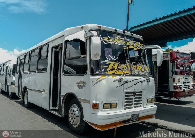 L�nea Uni�n S.C. 01 por Maikelvis Monroy