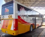 Cruceros Oriente Sur 128, por Michael Caraballo