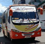 TA - A.C. Lnea Los Capachos 55, por Jerson Nova