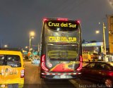 Transportes Cruz del Sur S.A.C. 8314 por Leonardo Saturno