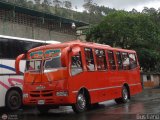 Organizaciones Unidas de C. Caracas - La Guaira 285, por Bus Land